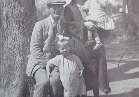 Malinowski family in Oberbozen (South Tyrol) in 1923